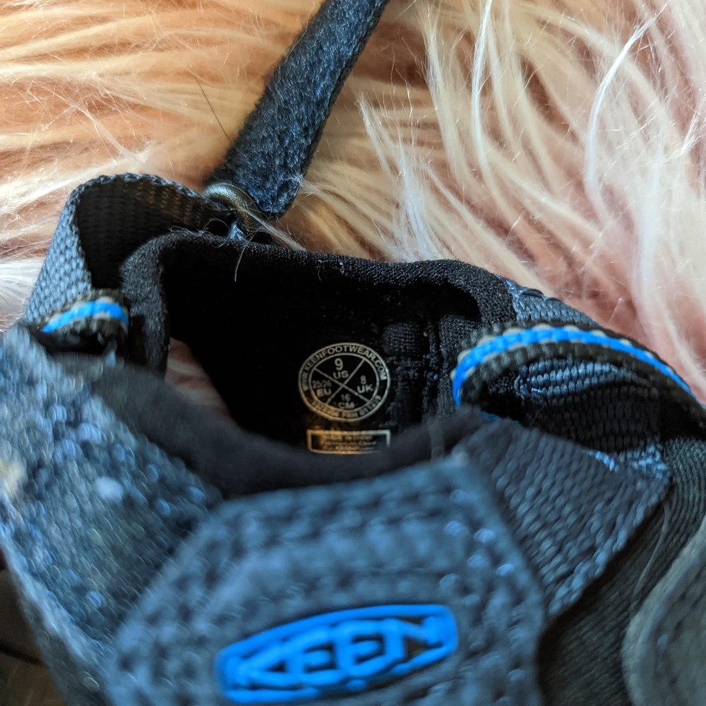 Keen Footwear Kids Water Shoes - Picture 2 of 4